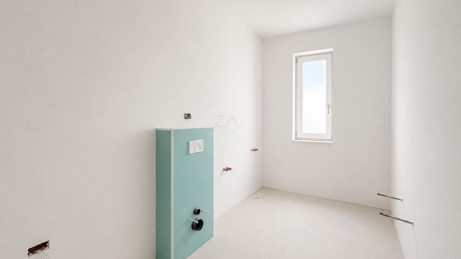 COMISION 0! Duplex finalizat. 5 camere, 3 bai. Panouri fotovoltaice. - Poză 5