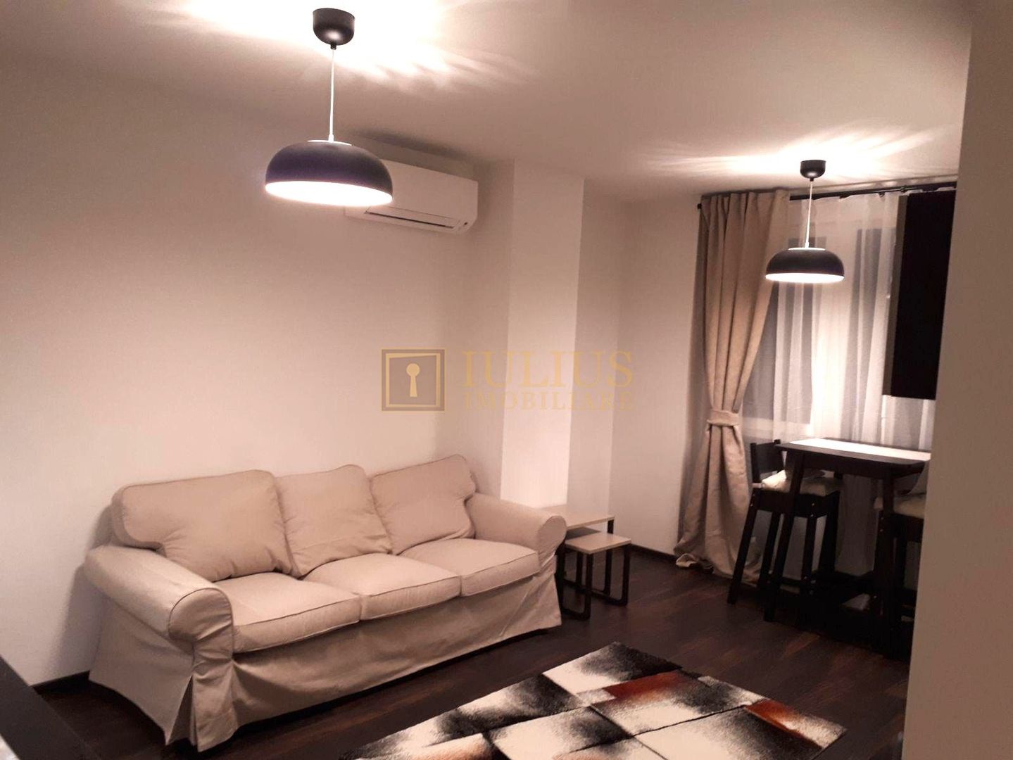 Apartament cu 2 camere langa Spitalul Judetean, loc de parcare - Poză 2