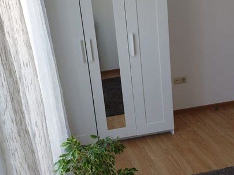 Apartament de 3 camere in Cosmopolis mobilat si utilat, parcare - Poză 4