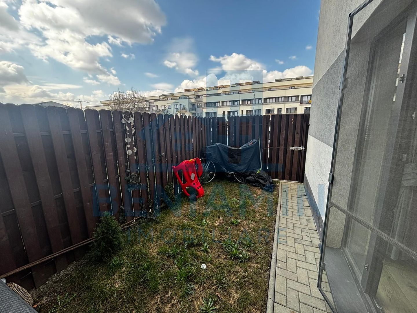 Apartament 2 camere loc parcare -parter -Tractorul-59mp-Coresi - Poză 7