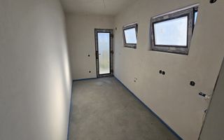 Casa Individuala Moderna cu 5 camere, si 350 mp de curte, in Sura Mica - Poză 6