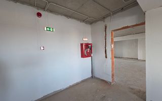 Spațiu de închiriat 310 mp + terasă – Str. 23 August  – ideal clinică / birouri - Poză 12