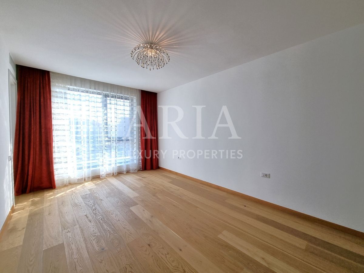 VILLA PIPERA JOLIE VILLE - Poză 8