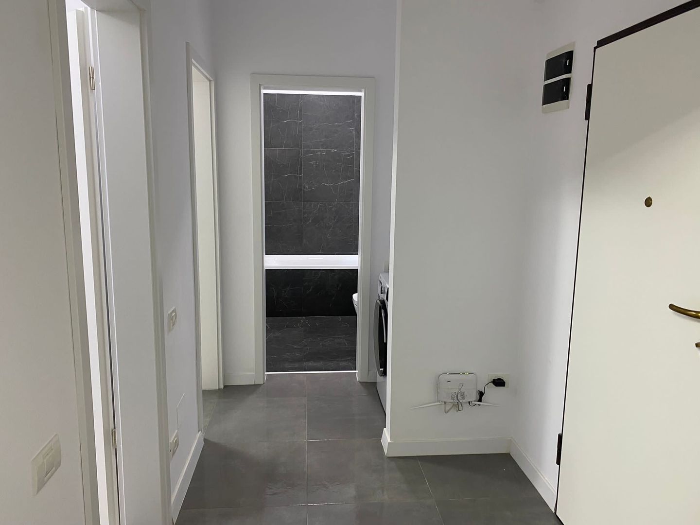 AP. 2 CAMERE - CAROL CITY PARC, PARCARE, MASINA DE SPALAT VASE, METROU - Poză 6