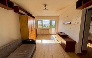 Apartament 3 camere | Etaj 4 cu lift | Zona Piața Someș Prahova