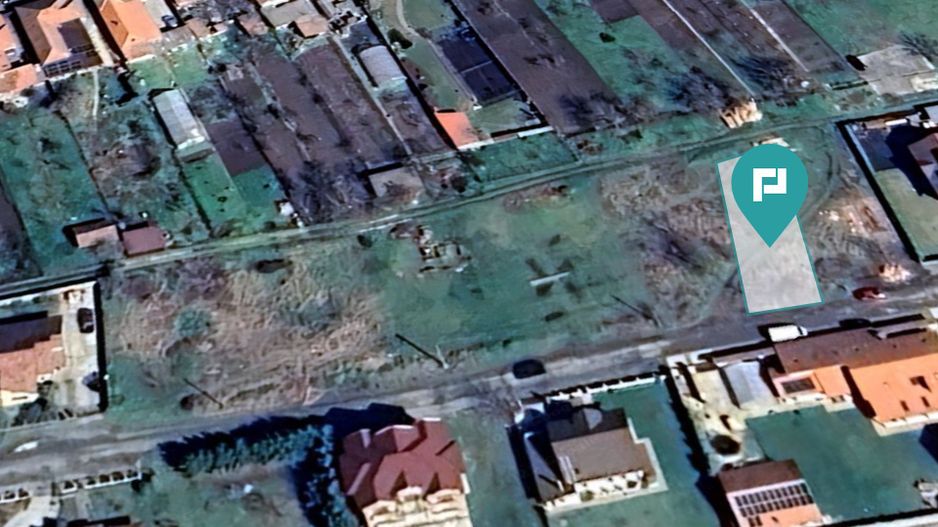 Loc de casă în Sanleani 402 mp - Poză 13