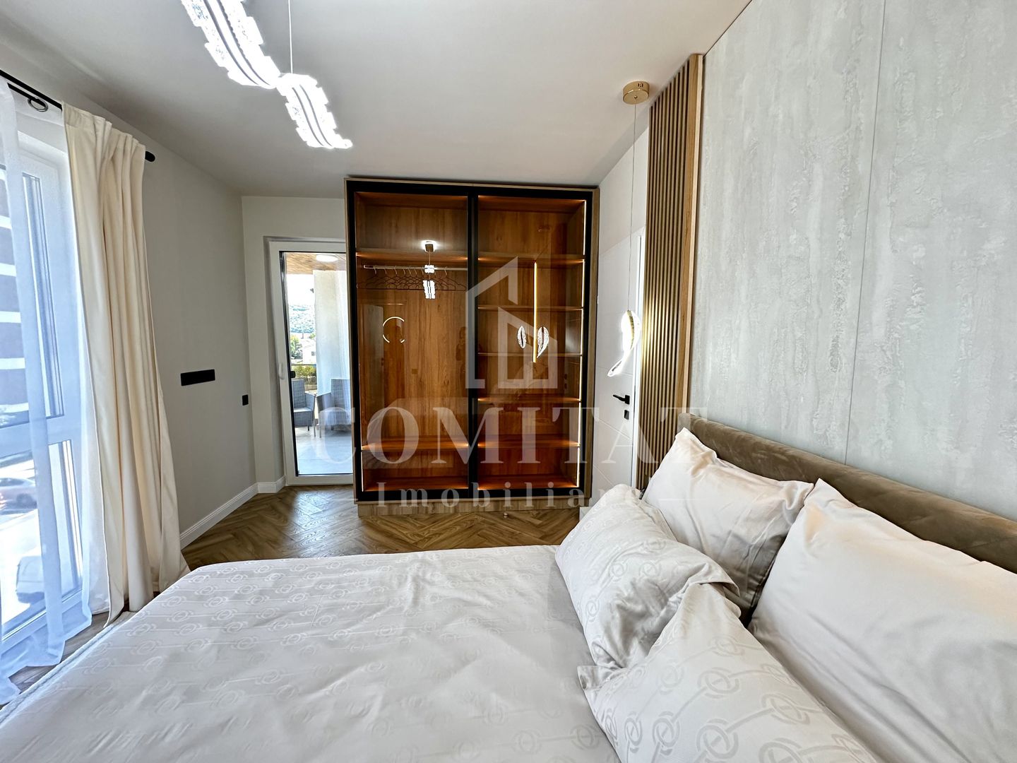 Apartament ultrafinisat | Etaj intermediar | Zona Str Tineretului - Poză 10