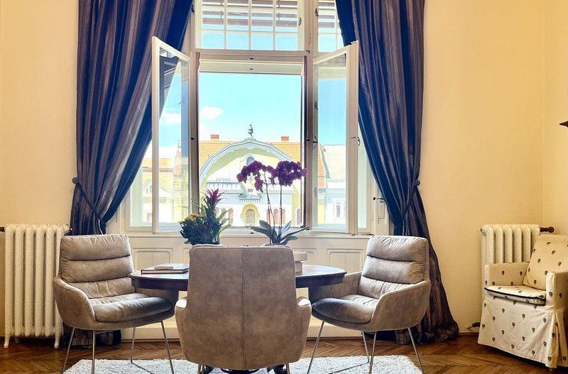 Tur virtual-2 camere, elegant arhitectural,  vedere in Piața Victoriei - Poză 4