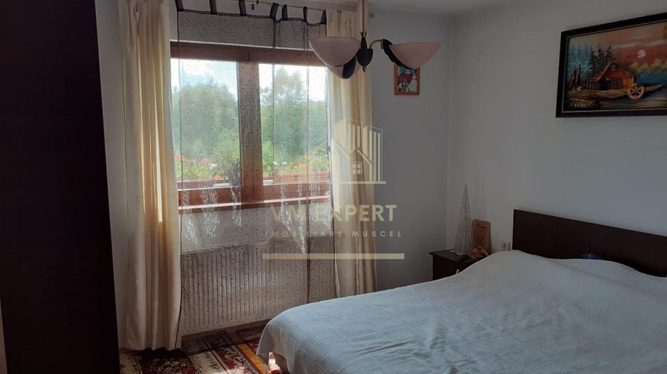 VILA 6 CAMERE, TEREN 690 MP, CAMPULUNG - Poză 3