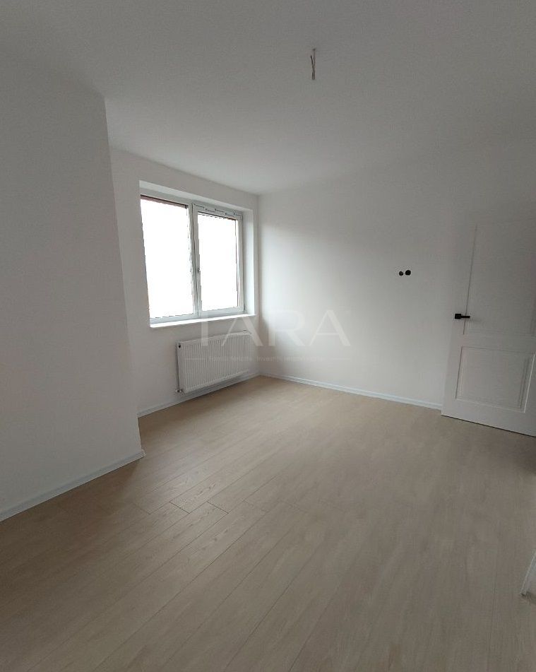 Apartament 3 camere, ideal pentru familie, zonă verde și liniștită. - Poză 2