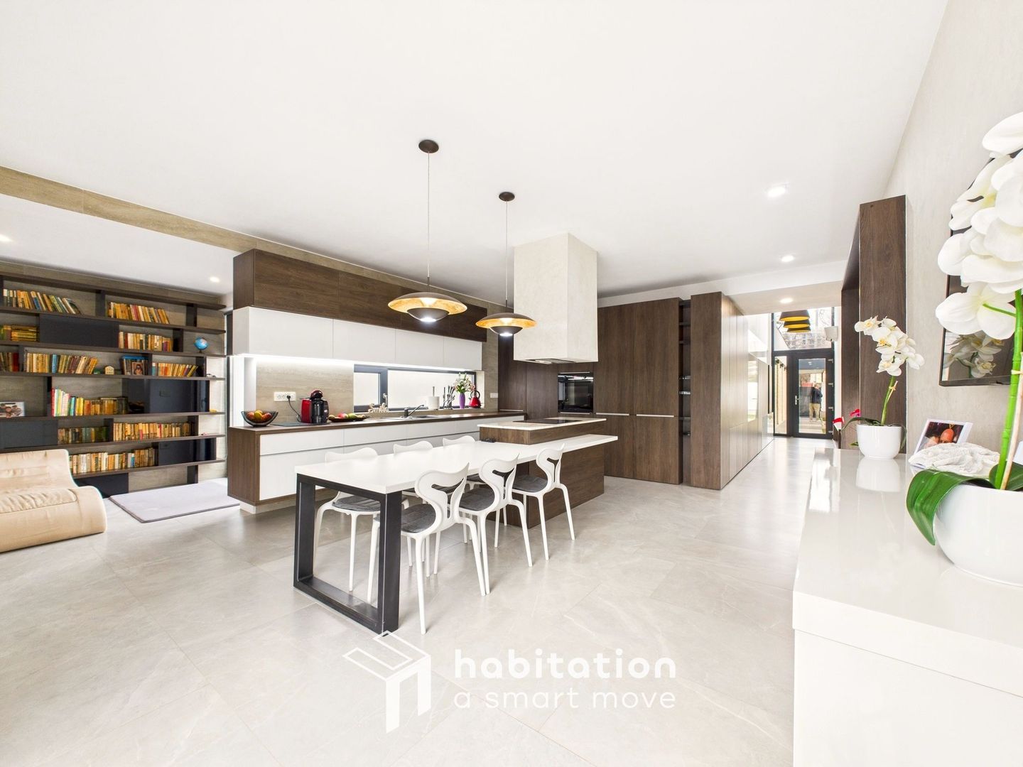 Refugiu urban – design, lumină și natură - Tur Virtual - Poză 14