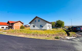 Casa individuala P+ M Pischia 167mp utili, 723mp teren - Poză 1