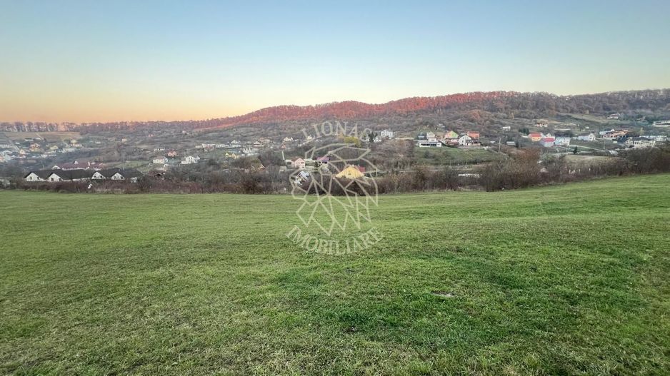 2 parcele teren intravilan 900 mp-utilitati-panoramic-Valea Jelnei - Poză 1