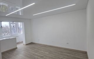 Apartament 1 cameră, 28 mp – Micro 40, et 3  balcon - Poză 1