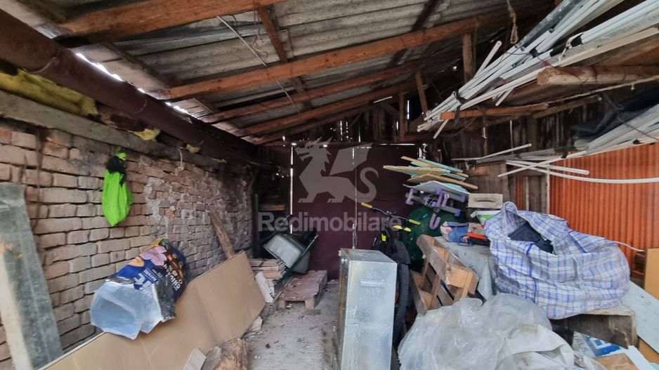 Casă funcțională, curte proprie, finisaje moderne - Poză 14