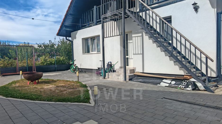 Casă individuală cu 2 apartamente și anexă generos de 100 mp - Poză 8