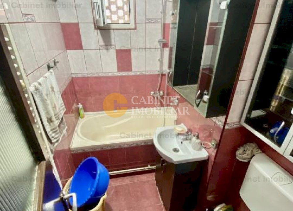 2 Camere Decomadat - Zona Primaverii - Podu Ros - Poză 3