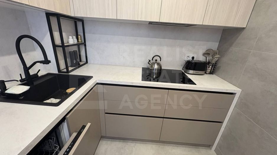 Chirie, apartament, 3 camere, strada Alexandru Vlahuţă, Centru - Poză 4