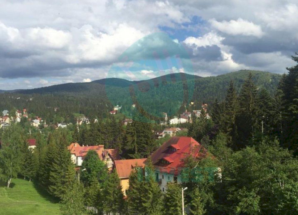 Vila cu 24 de camere cu priveliste superba ideal investitie in PREDEAL - Poză 49