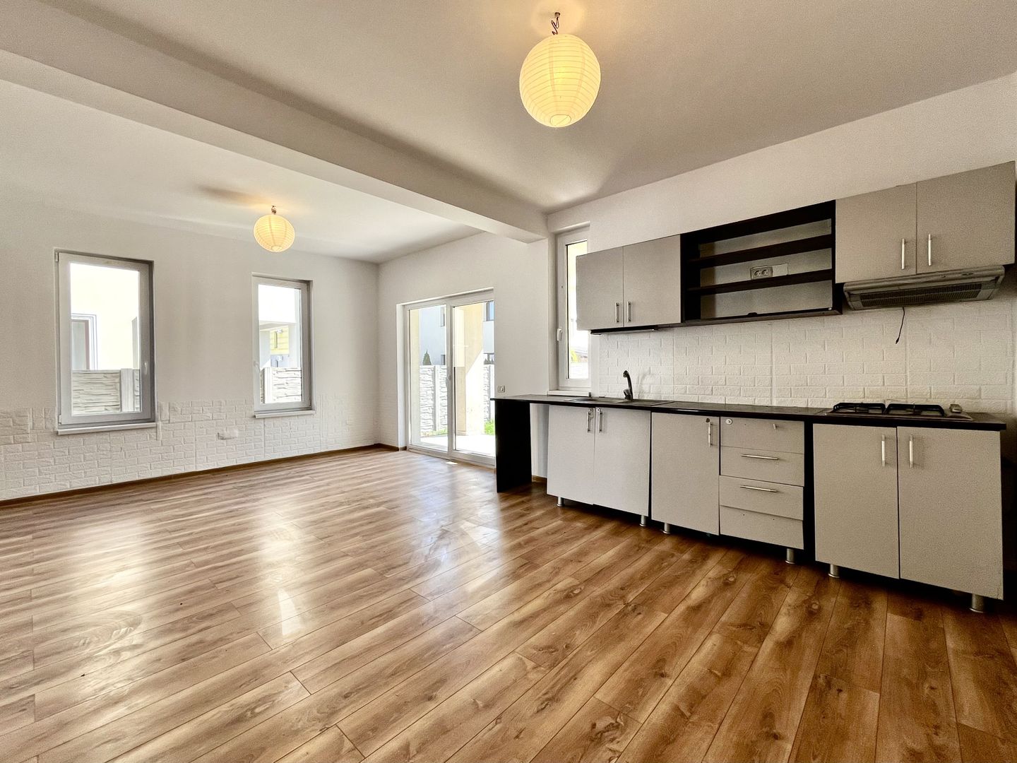 Duplex spațios și luminos | Giroc | Ideal locuință/ birou / grădiniță - Poză 5