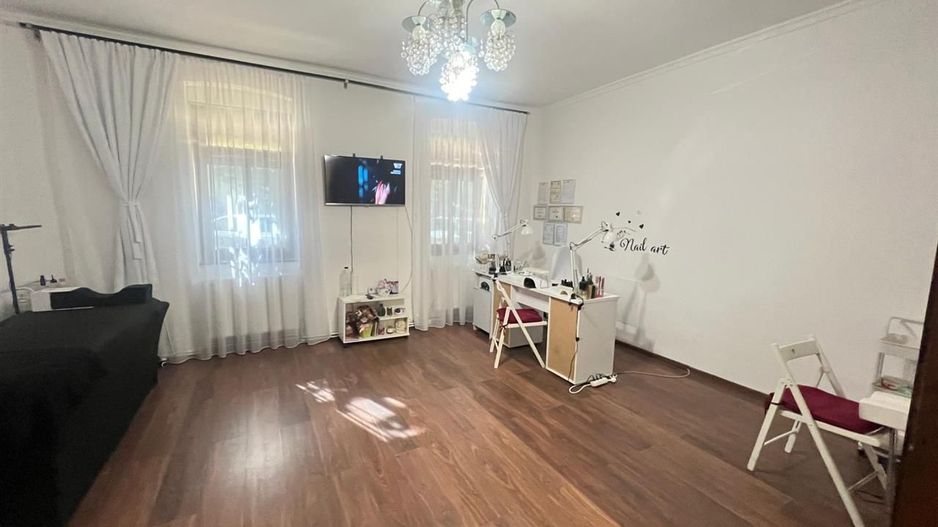 Apartament Balcescu Centrala proprie pozitie f buna- pretabil SAD - Poză 2