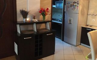 4 Camere | 2 Bai | Mobilat | CT | Localizat central | AC | Home office - Poză 3