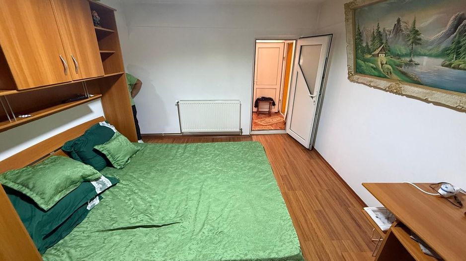 Vila S+P+1,+ garaj inchis + terasa si teren intravilan 6300 mp - Poză 17