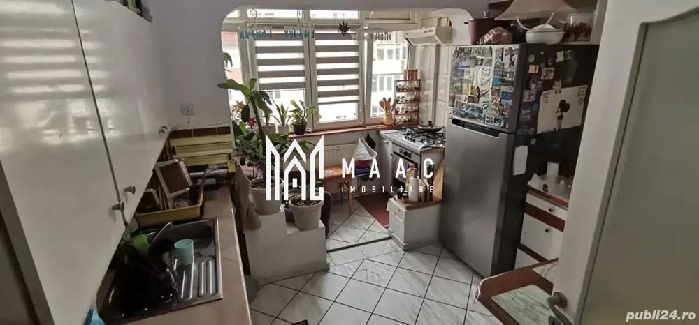 Apartament 3 camere I Decomandat I Zona Vasile Aaron - Poză 11