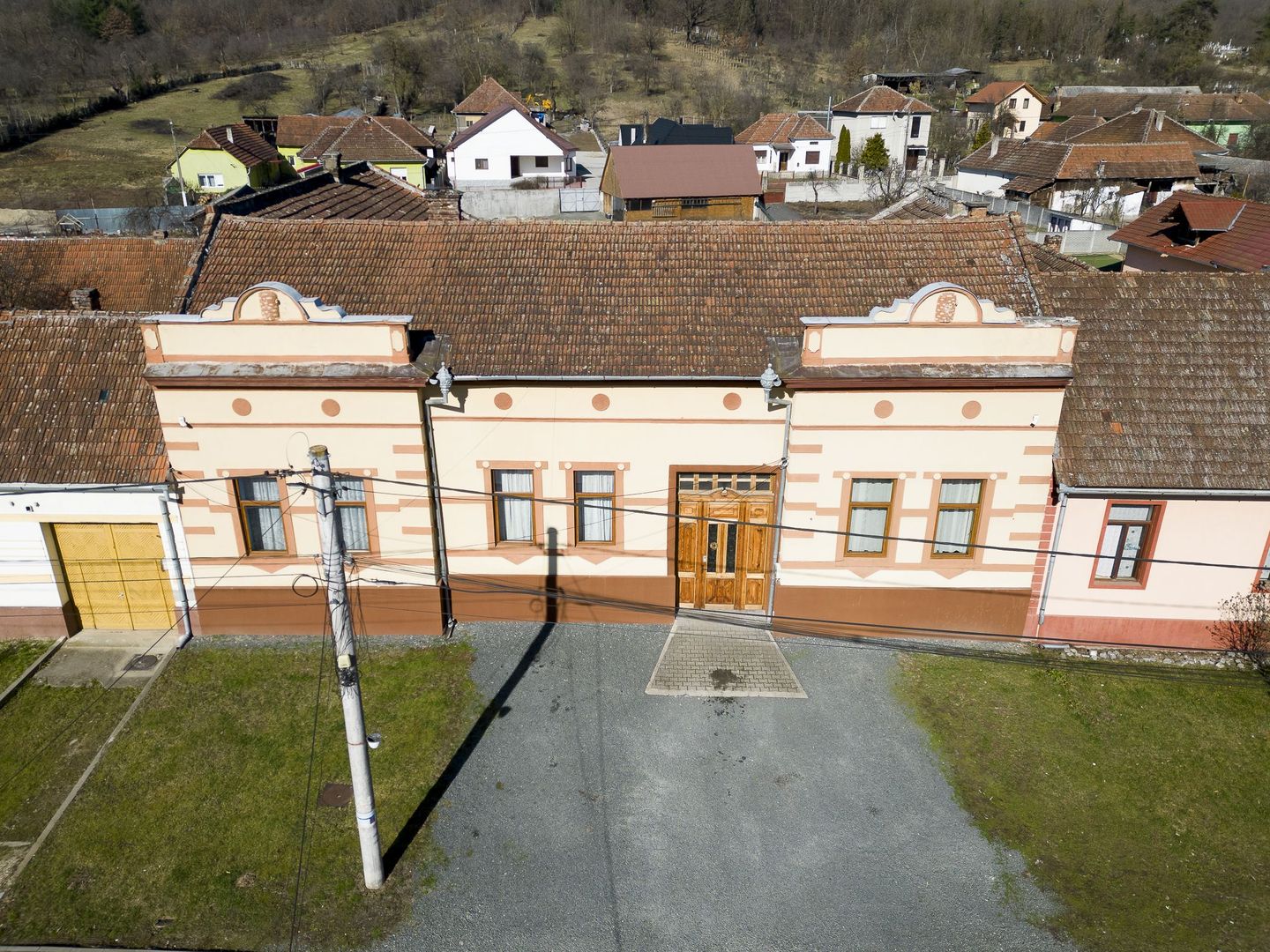 Vilă cu poveste, Săvârșin - Poză 38