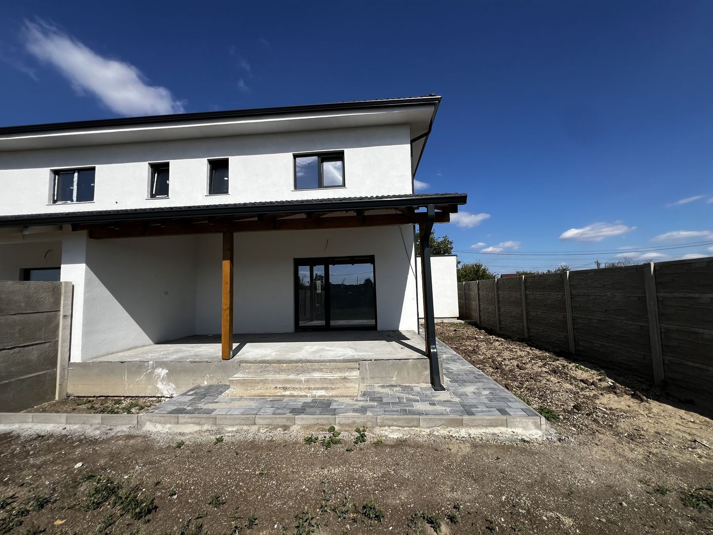 Duplex 3 dormitoare-  1300e/mp - Dumbravita - Poză 2