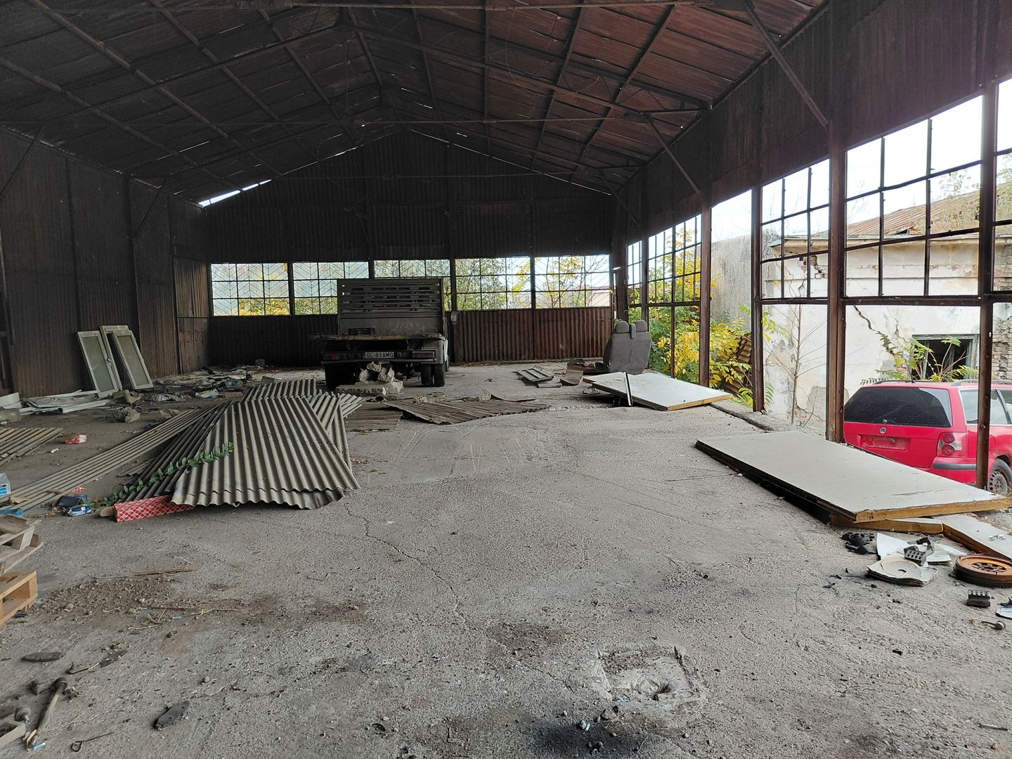 De vânzare – Ansamblu de construcții în Galați, zona Piața Centrală - Poză 4