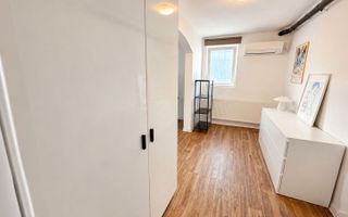 Garsonieră renovată Vilă interbelică 1932 Piața Romană | 28 mp Demisol - Poză 3