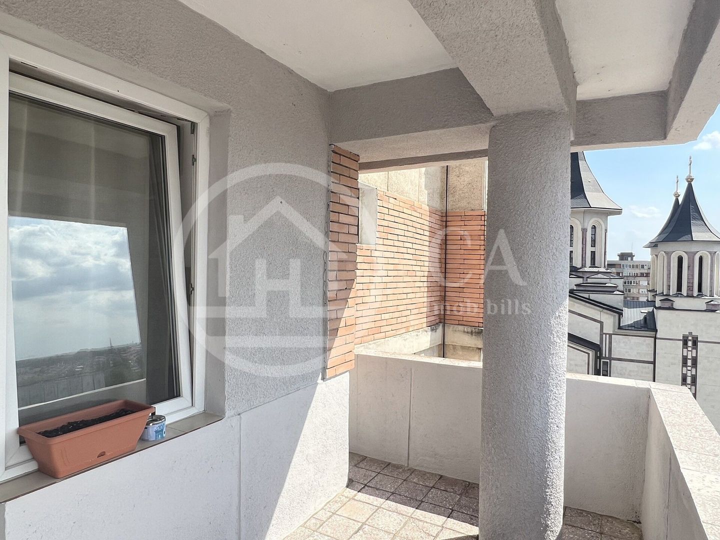 Apartament cu 3 camere de inchiriat in Centrul Civic Oradea - Poză 4