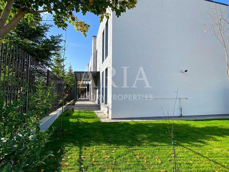 Vila individuala - complex exclusivist - PIPERA - - Poză 3