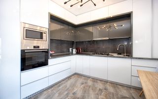 Apartament deosebit cu terasă panoramică – Sanpetru, Str. Sfinții Constantin - Poză 3