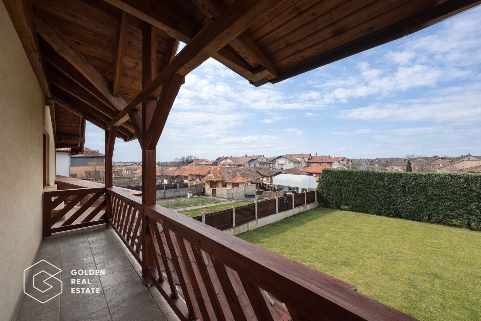 Vila moderna in Urseni, P+E+M - Poză 11