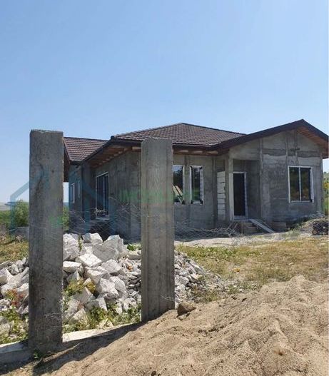 Casă de vânzare în Schitu Duca – 210 mp construiți, teren 1.160 mp, 4+ camere - Poză 5