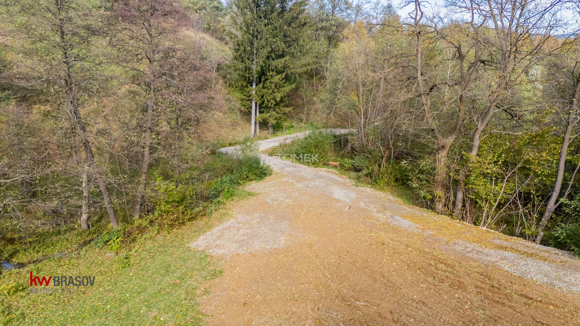 Teren intravilan în Zărnești, zona Tohanita, cu pădurice și parau curg - Poză 13