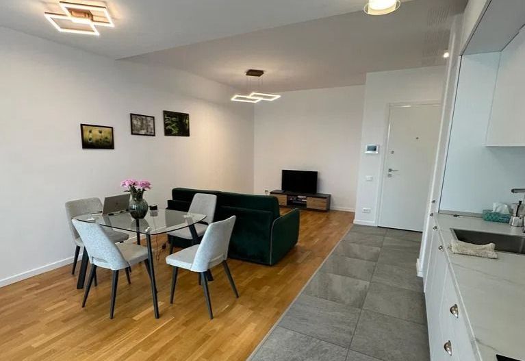 Apartament 2 camere Aviatiei de inchiriat disponibil imediat - Poză 1