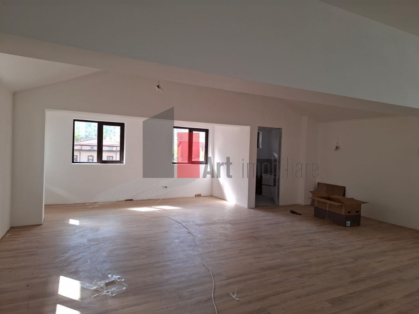 Spatiul "CAMBIANT" , spatiu in vila, intrare separata - Poză 1