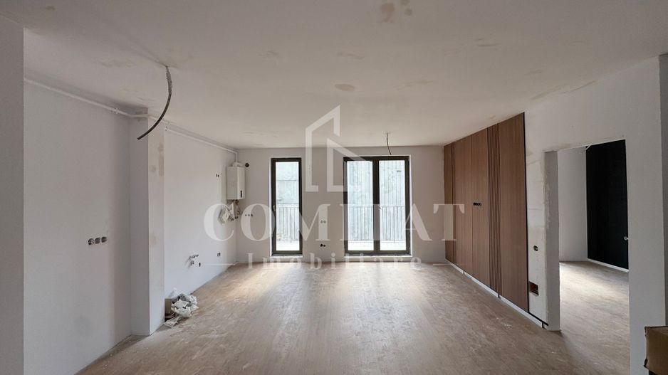 Apartament la etaj intermediar | Bloc exclusivist | Eroilor - Poză 1