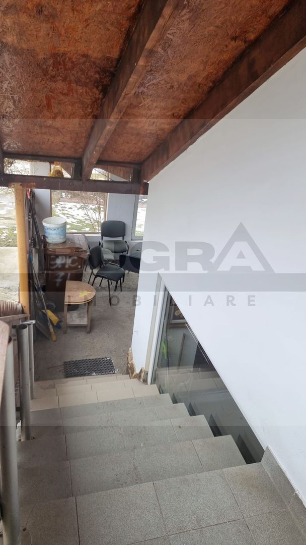 Casă spațioasă cu teren generos de 1000 mp in Dambul Rotund - Poză 9