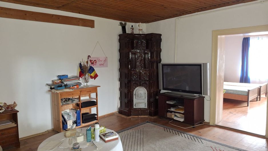 Casa cu 15 camere de vanzare in Bazna, Sibiu ( azil, pensiune) - Poză 17