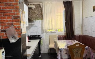 Vanzare Apartament 2 camere, 48 mp, parter, parcare, bloc reabilitat , Rahova - Poză 1