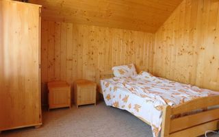 Casă de vacanta de vanzare, in Marisel, langa Cabana Motilor - Poză 49