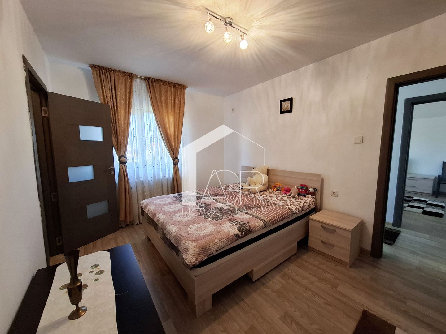 Vila cu 7 camere de vanzare in Paulesti - Poză 14