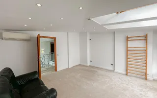 Vanzare Casa Reconsolidata Vatra Luminoasa 5 Camere - Poză 25