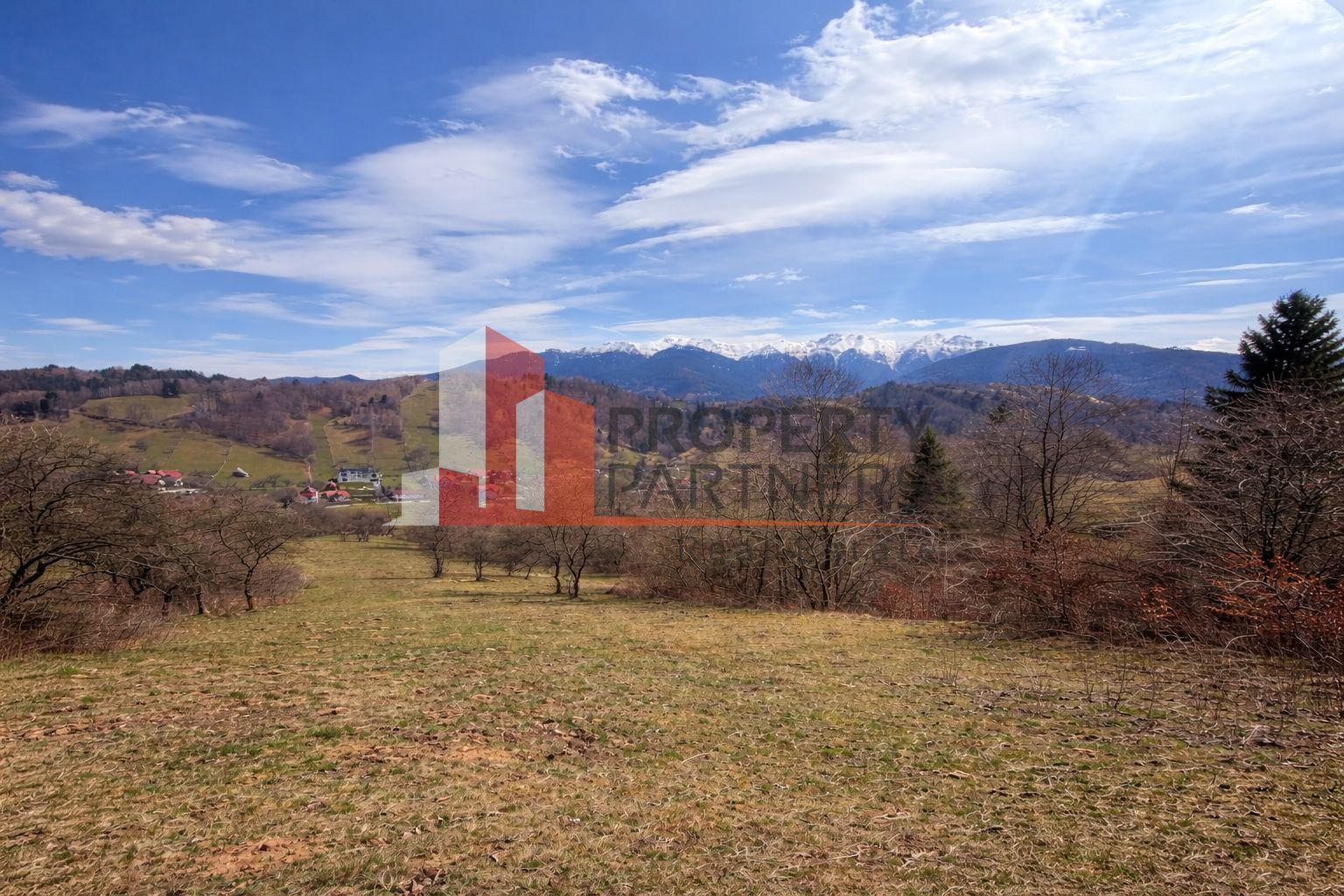 Casă autentică cu teren de 11.150 mp – Bran, Șimon | vedere Bucegi - Poză 8