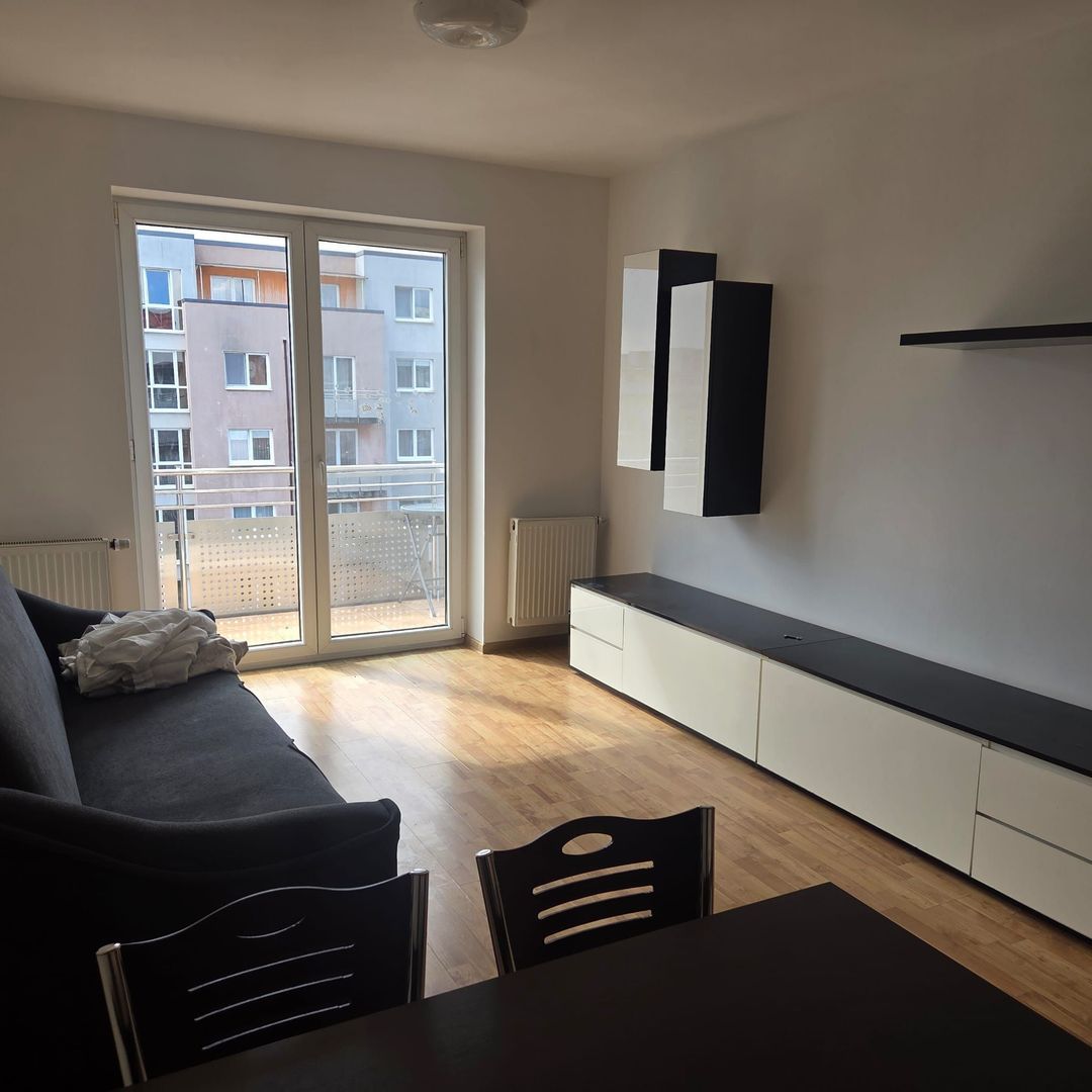 Apartament  2 camera zona Avangarden - Poză 3