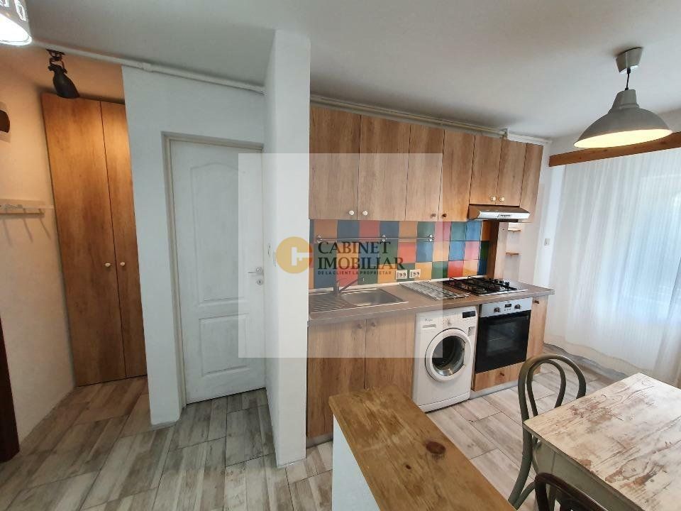 Garsonieră 40mp | Mobilată complet | Bloc cu lift | Bulevardul Decebal - Poză 8